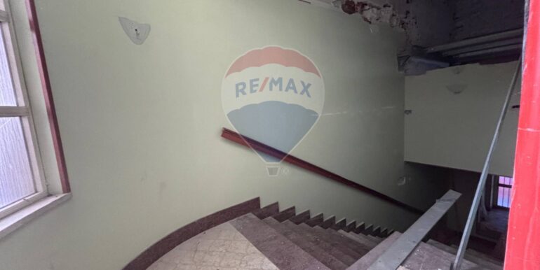 20250806181402-973976-10