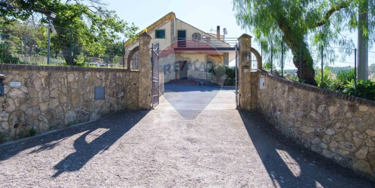 20250807184405-974295-1