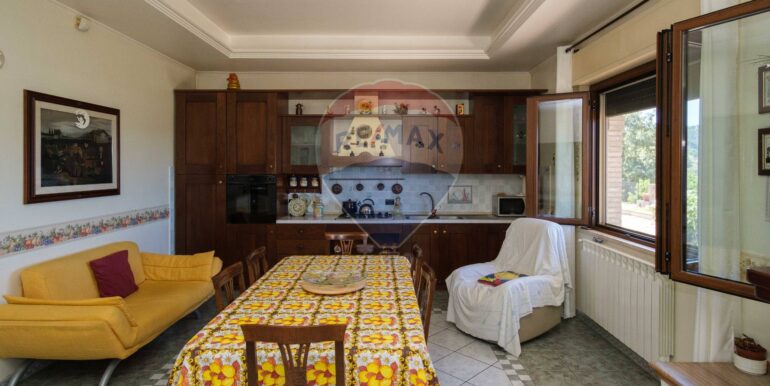 20250807184518-974295-20