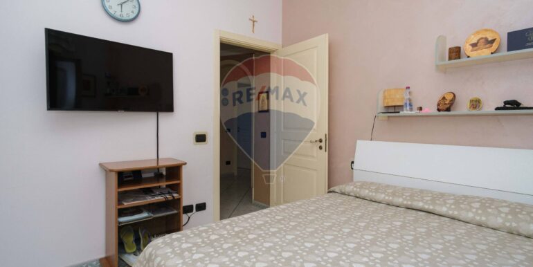 20250807184602-974295-32