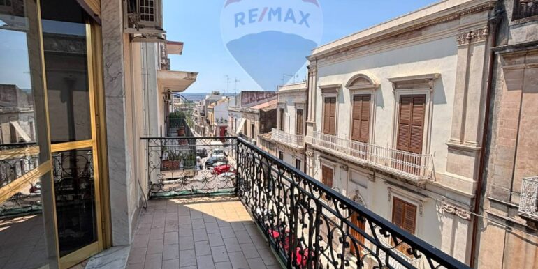 20250807235051-940276-26