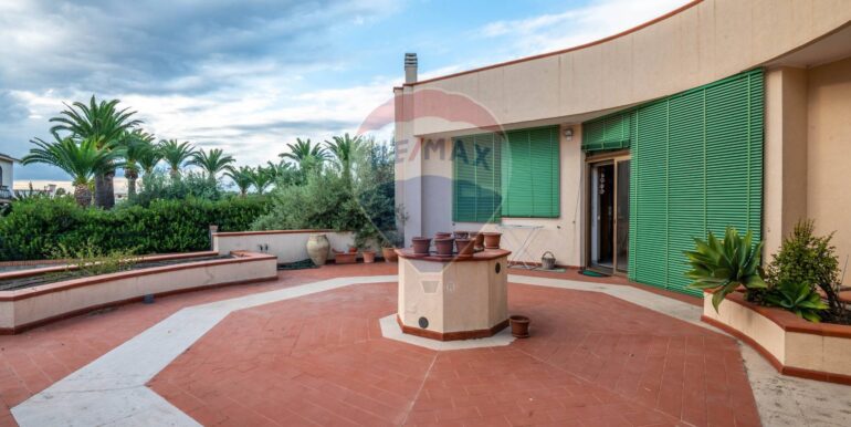 2025080871240-974023-57