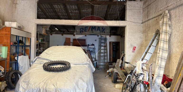 2025080874341-974263-2