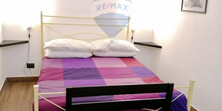 2025081310856-974763-11