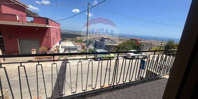 20250818114915-974949-10