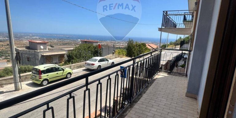 20250818115043-974949-11