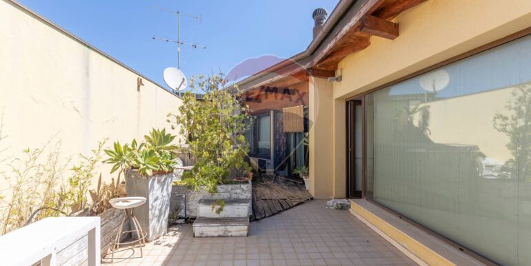 20250818122121-974931-7