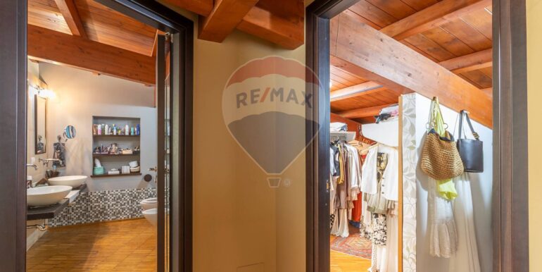 20250818122151-974931-17