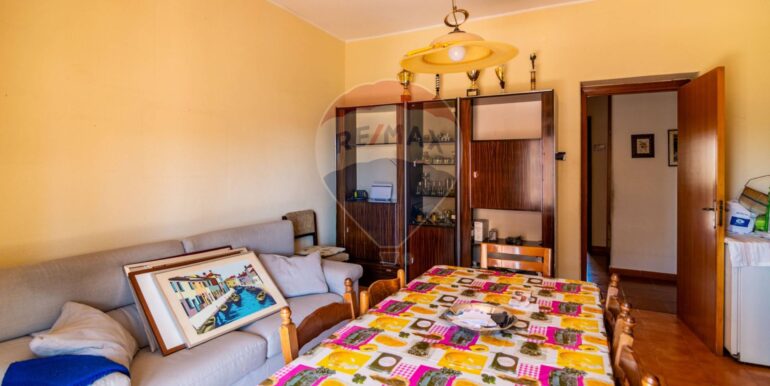 20250819105210-972092-11