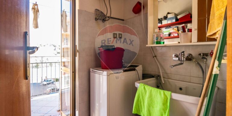 20250819105227-972092-15