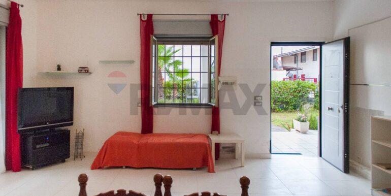 20250819112758-975037-38