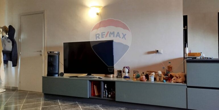 20250819115858-975042-23