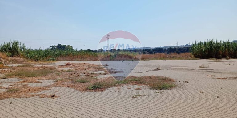 20250819165631-975070-13