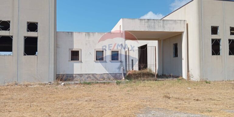 20250819165649-975070-19