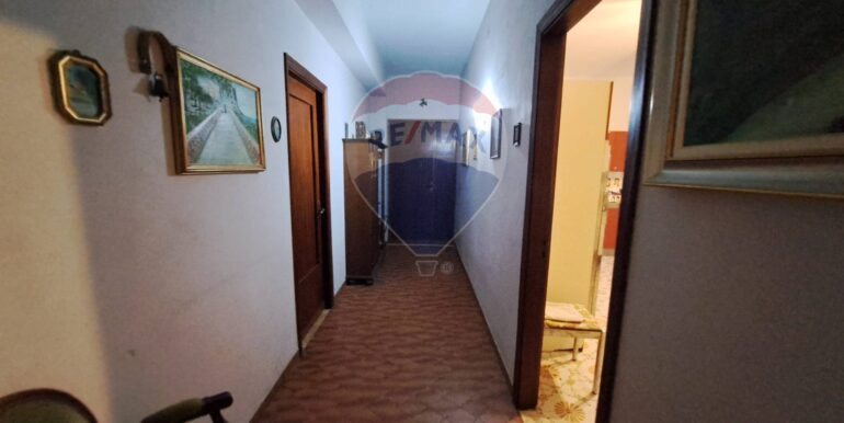 20250819175325-975014-2