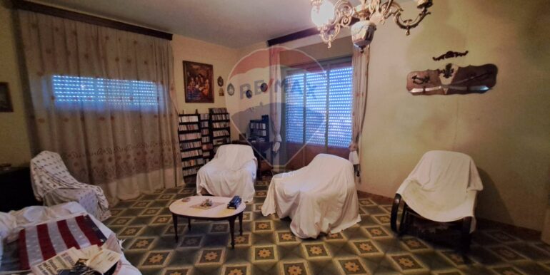 20250819175401-975014-8