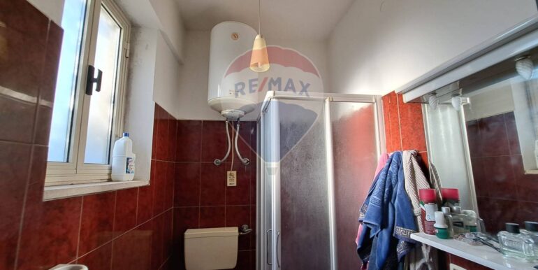 20250819175416-975014-11