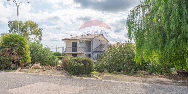 20250820163247-975207-6