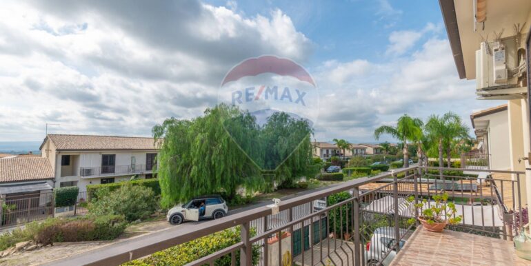 20250820163247-975207-8