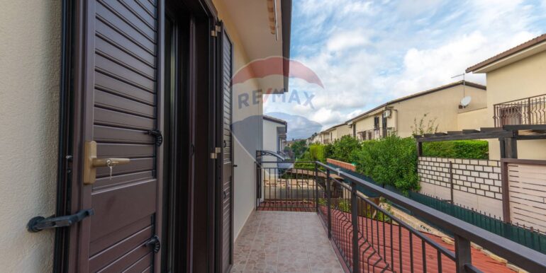 20250820163250-975207-17