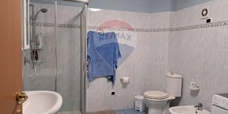 20250820181746-975079-22