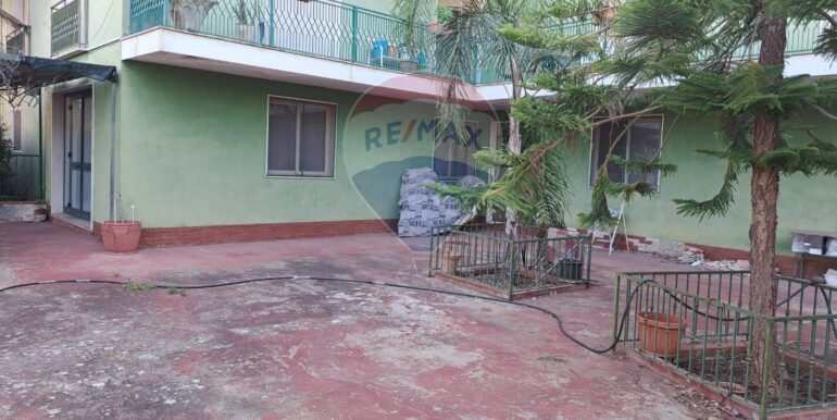 20250820181758-975079-25