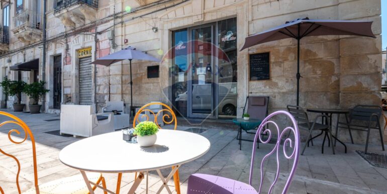 20250821102026-975248-11