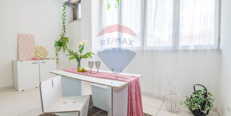 20250821114956-975262-7