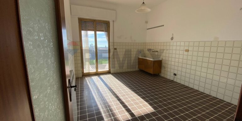 20250821123054-975290-2