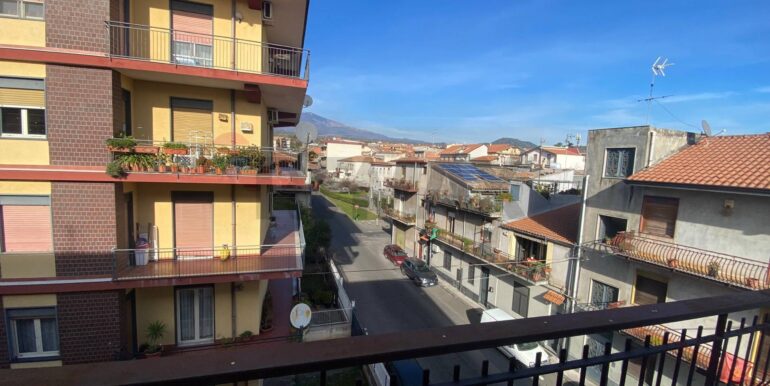 20250821123056-975290-11