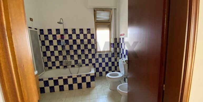 20250821123057-975290-12