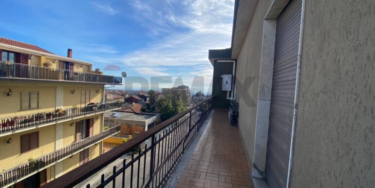 20250821123057-975290-14