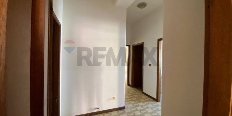 20250821123729-975291-11