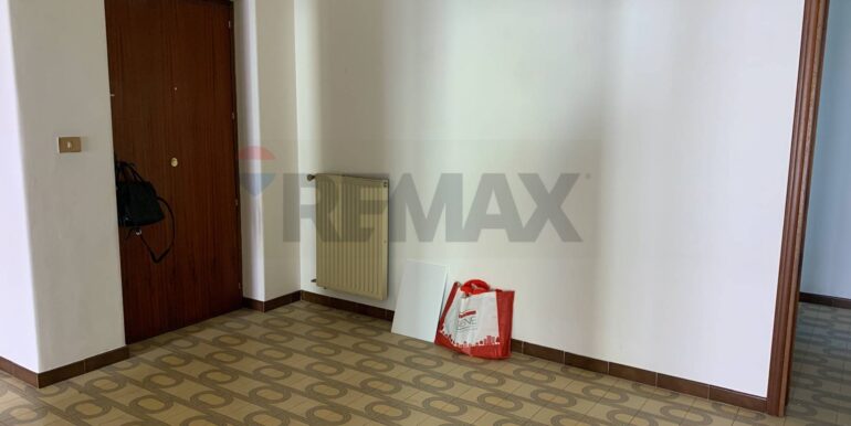 20250821123729-975291-12