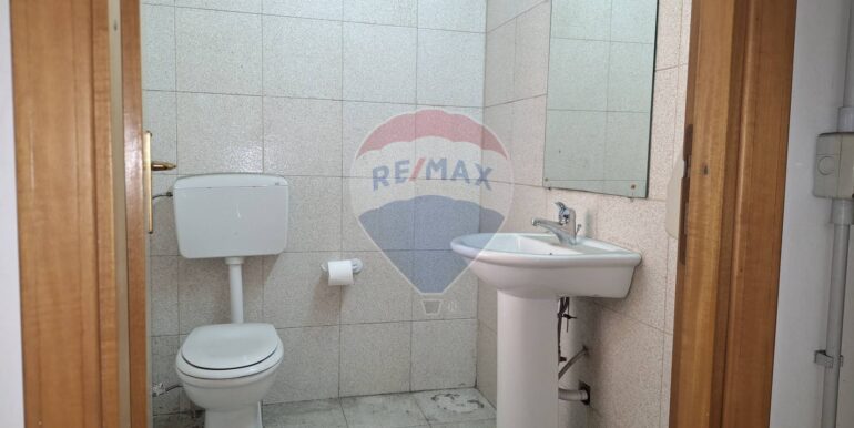 20250821182134-975313-7