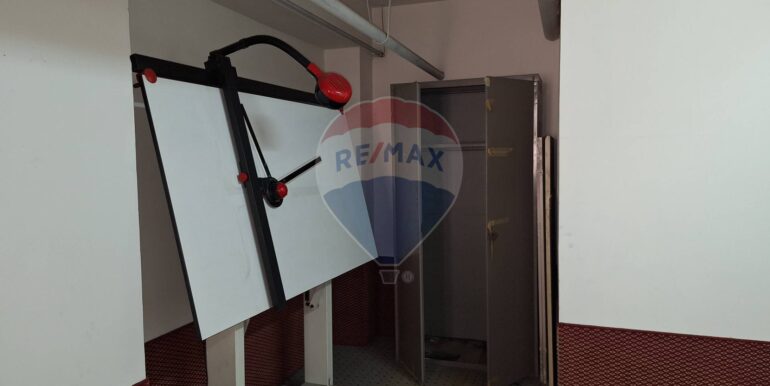 20250821182145-975313-11