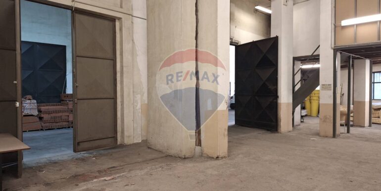 20250821182200-975313-16