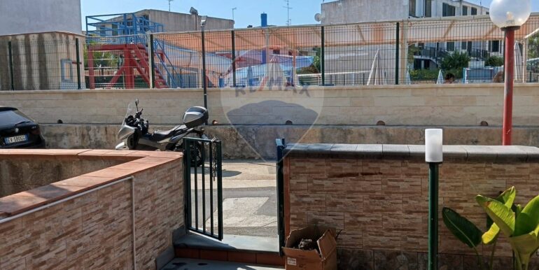 20250821182309-975316-14