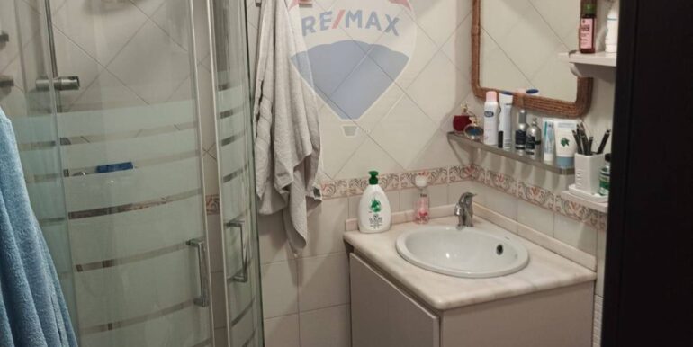 20250821182353-975316-30