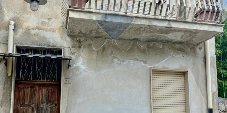 20250821184251-975252-15