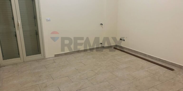 20250821185132-975320-4