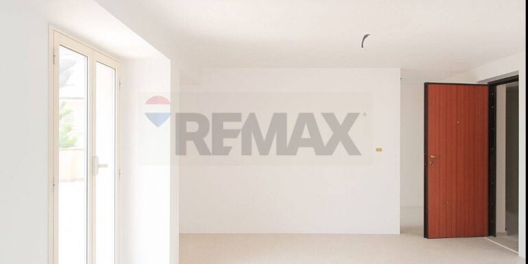 20250821193236-975325-15