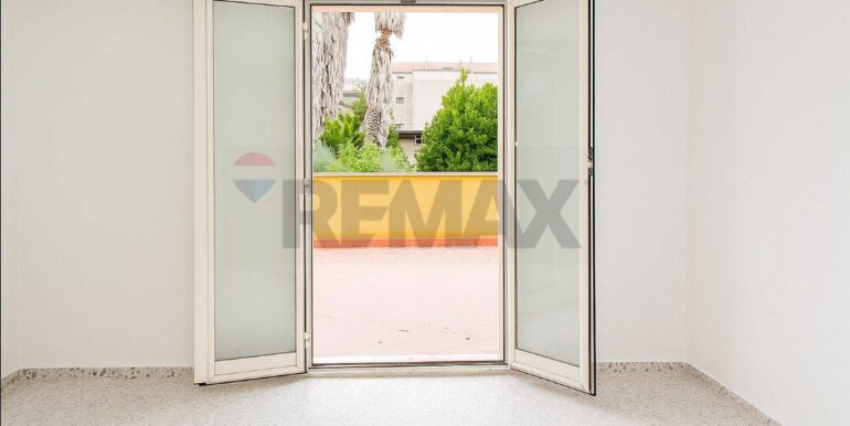 2025082122152-975238-17