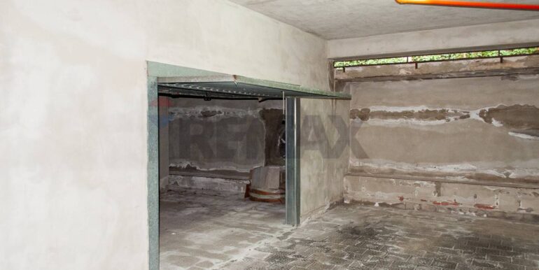 2025082124503-975239-3