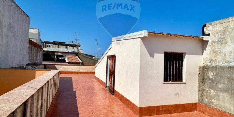 2025082273535-975335-3