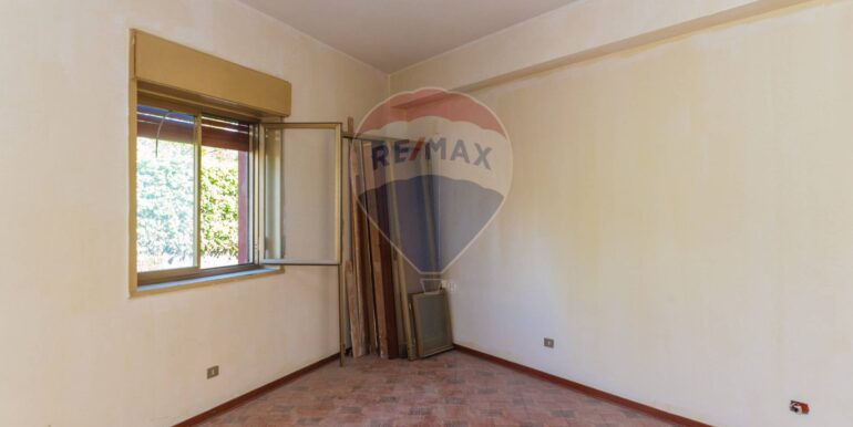 20250825172318-974506-7