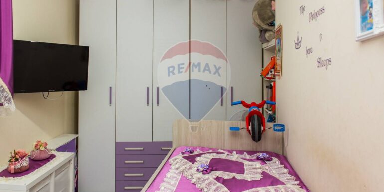 20250825184247-975684-17