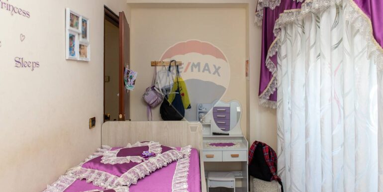 20250825184250-975684-18