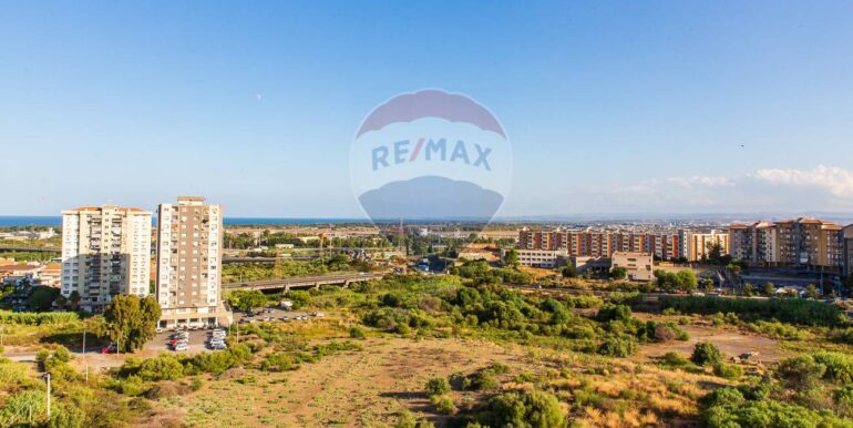 20250825184312-975684-25