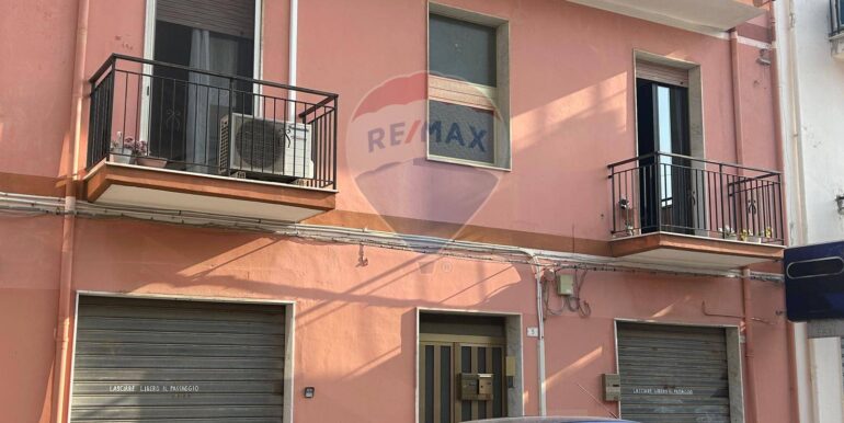 20250825185156-975653-11